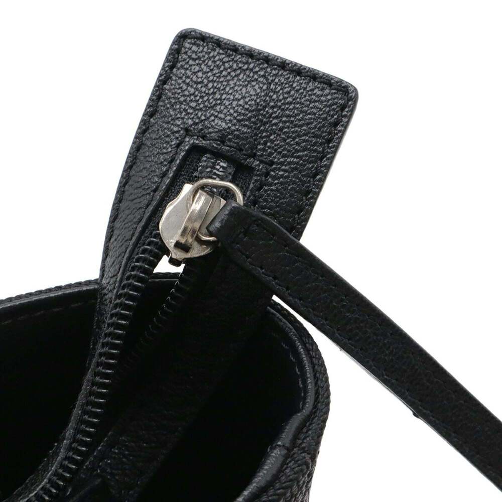 CHANEL Black Leather Shoulder Bag - Picture 5 of 10